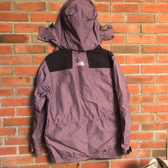 The North Face Reign On Colorblocked Hooded Jacket - Picture 2 of 3